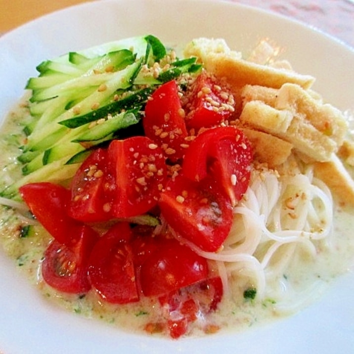 すりおろし胡瓜と豆乳の爽やかグリーンそうめん♪